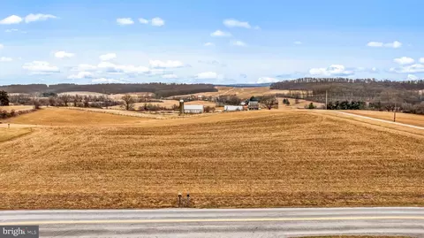 4664 Shaffers Church Rd, Glen Rock, PA 17327