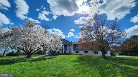 21 Western Rd, Dillsburg, PA 17019