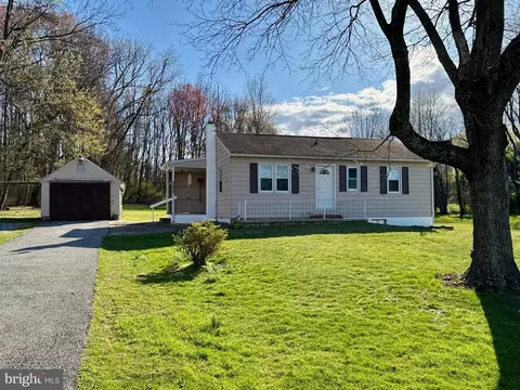 15730 Whitcraft Rd, New Freedom, PA 17349