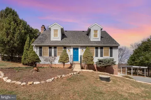380 E Snyder Corner Rd, Red Lion, PA 17356