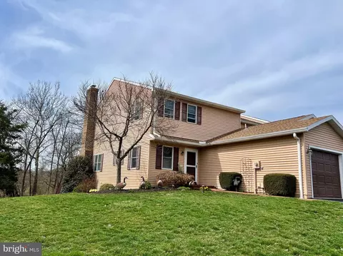 2600 Grandview Park Dr #20, York, PA 17408