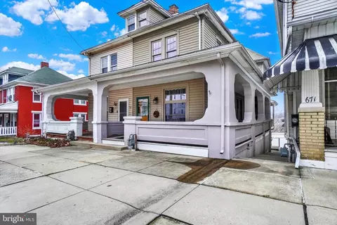673 W Broadway, Red Lion, PA 17356