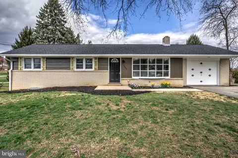 4655 Darlington Rd, York, PA 17408