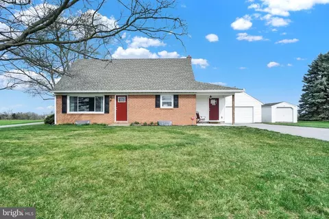 3601 Admire Rd, Dover, PA 17315
