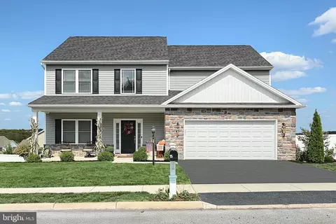 15 Champions Dr, York Haven, PA 17370
