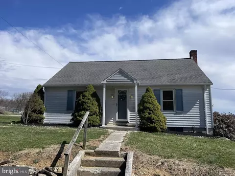 9613 Orchard Rd, Spring Grove, PA 17362