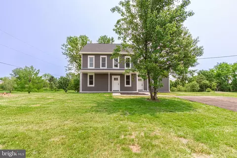3000 Schoolhouse Rd, Dover, PA 17315