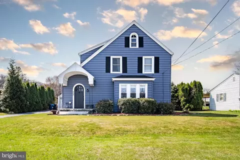 806 Delta Rd, Red Lion, PA 17356