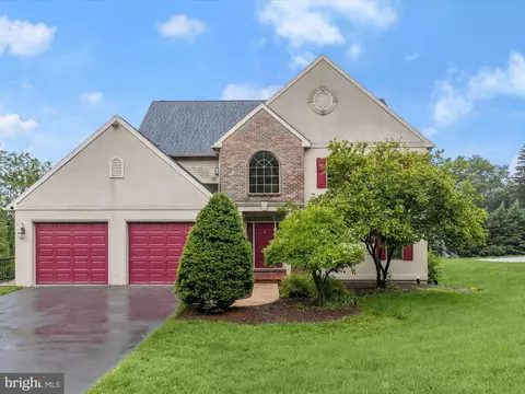 1020 Woodridge Rd, Red Lion, PA 17356