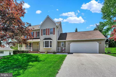 6 Meadow St, New Freedom, PA 17349