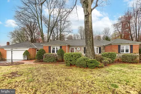 708 Mumper Ln, Dillsburg, PA 17019