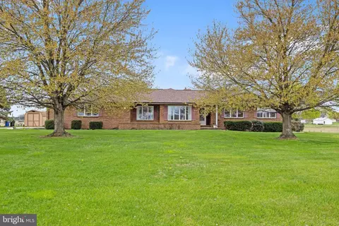 5358 Anderson Rd, Stewartstown, PA 17363