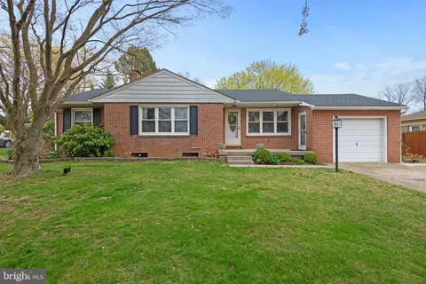 216 Park Heights Blvd, Hanover, PA 17331