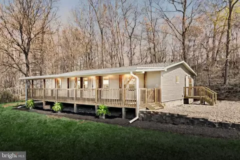 1320 Erney Rd, Dover, PA 17315