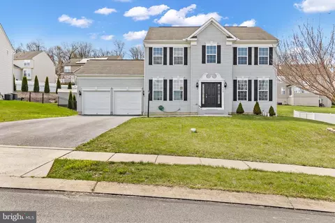 1540 Pleader Ln, York, PA 17402
