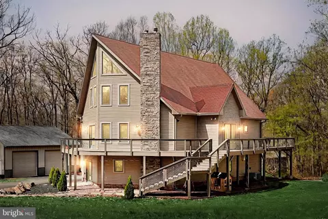 3405 Colonial Rd, Dover, PA 17315