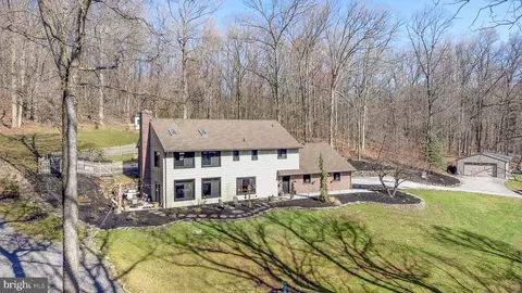 4730 Deer Run Dr, Dover, PA 17315