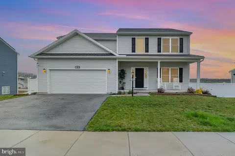 35 Steeple Chase Dr, York Haven, PA 17370