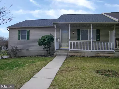 45 Evergreen Ter, Manchester, PA 17345