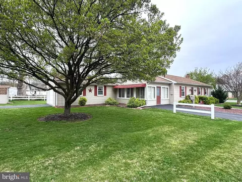 209 Keagy Ave, Hanover, PA 17331