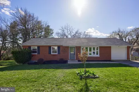 26 Virginia Ave, Shrewsbury, PA 17361