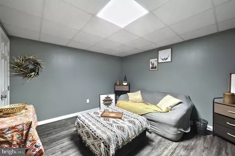 Bedroom - 53 2nd St, Windsor, PA 17366 photo 5 of 5