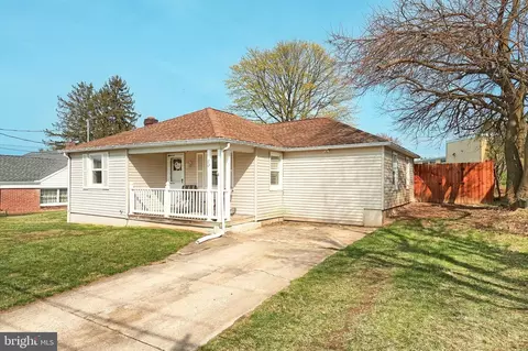 Other - 53 2nd St, Windsor, PA 17366 photo 2 of 10