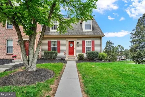 1103 Skyview Dr #1103, York, PA 17406