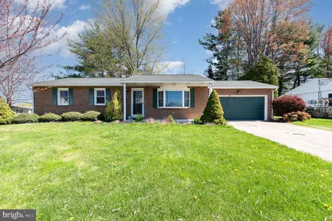 501 S Baltimore St, Dillsburg, PA 17019