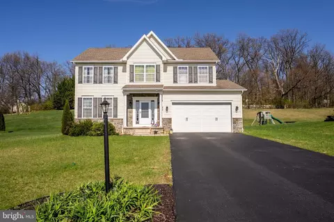 217 Joshua Dr, Hanover, PA 17331