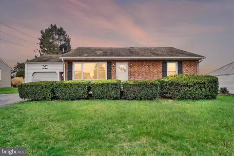 3440 Sycamore Rd, Dover, PA 17315