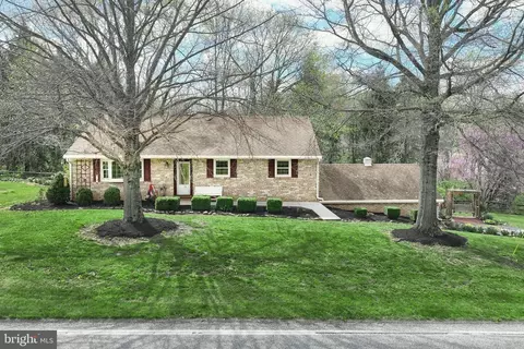 4999 Lehman Rd, Spring Grove, PA 17362