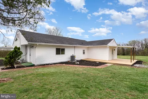1767 Hilton Ave, Dover, PA 17315