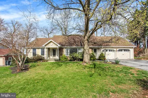 152 Northview Dr, Hanover, PA 17331