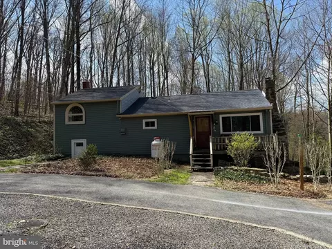5384 Spirit Ln, Glenville, PA 17329