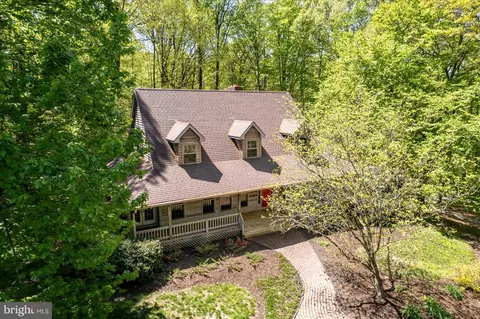 331 Laurel Dr, York, PA 17406