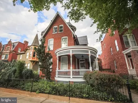 741 S George St, York, PA 17401