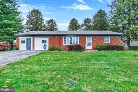 4683 E Prospect Rd, York, PA 17406