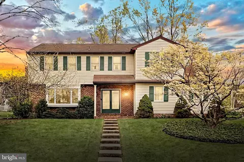 4100 Camberlay Dr, York, PA 17402