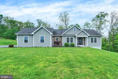1038 Keller Rd, York, PA 17406