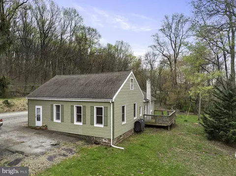 8839 Maple Grove Rd, Abbottstown, PA 17301