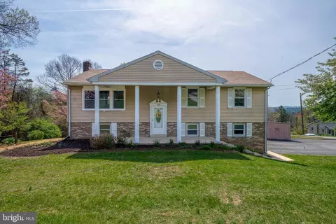 200 Scott Rd, York, PA 17403