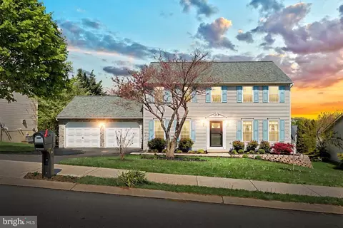 55 Chatham Ln, Red Lion, PA 17356