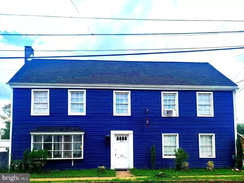 322 Main St, Wellsville, PA 17365