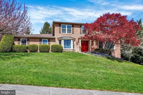 3740 Compton Ln, York, PA 17402