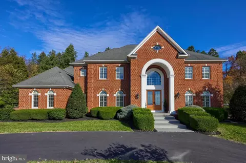 1515 Wyndham Dr, York, PA 17403