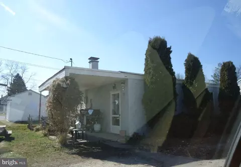 4250 Queen St, Dover, PA 17315