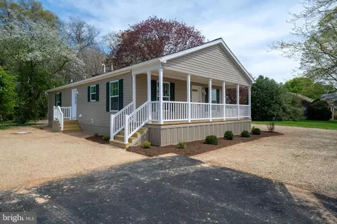 883 Delta Rd, Red Lion, PA 17356