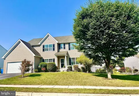 223 Torrington, York, PA 17402