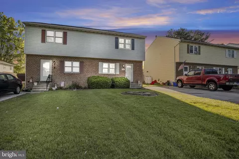 522 Hammond Ave, Hanover, PA 17331